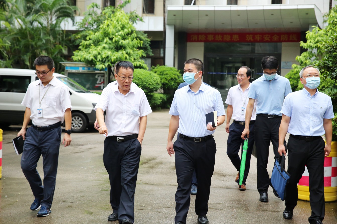 罗湖区左金平副区长率队来公司调研